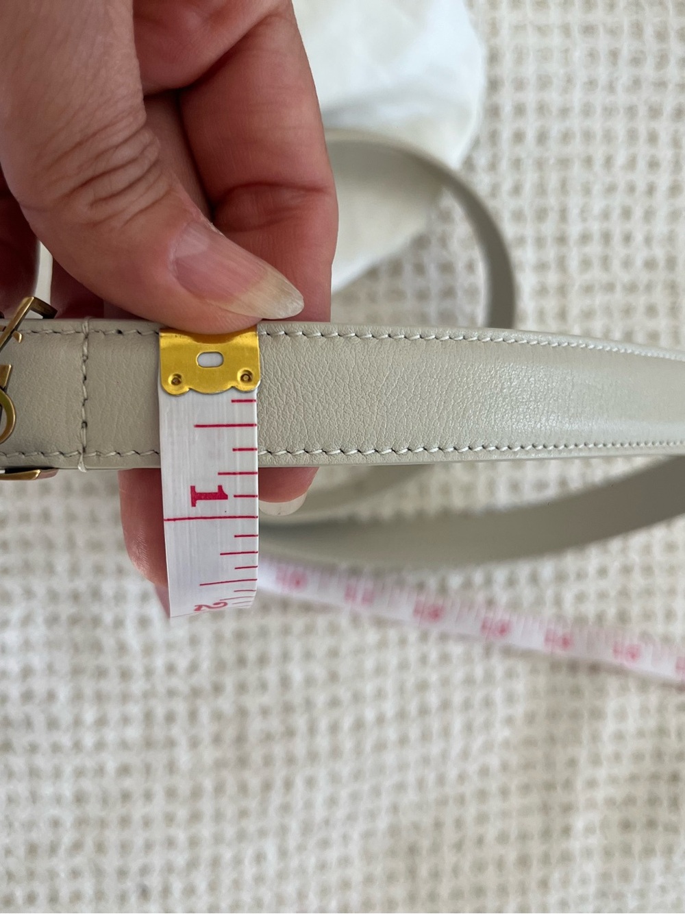 Saint Laurent Cream Leather Belt with Gold YSL Buckle Accent size 80 - Picture 8 of 8